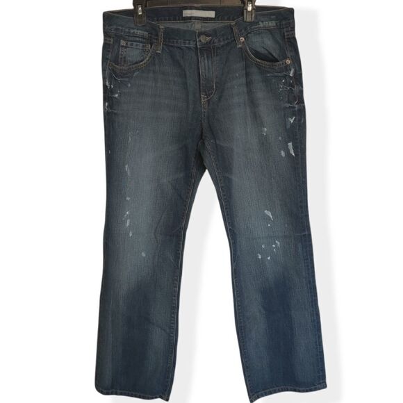 Old Navy Regular Jeans  - Picture 1 of 4
